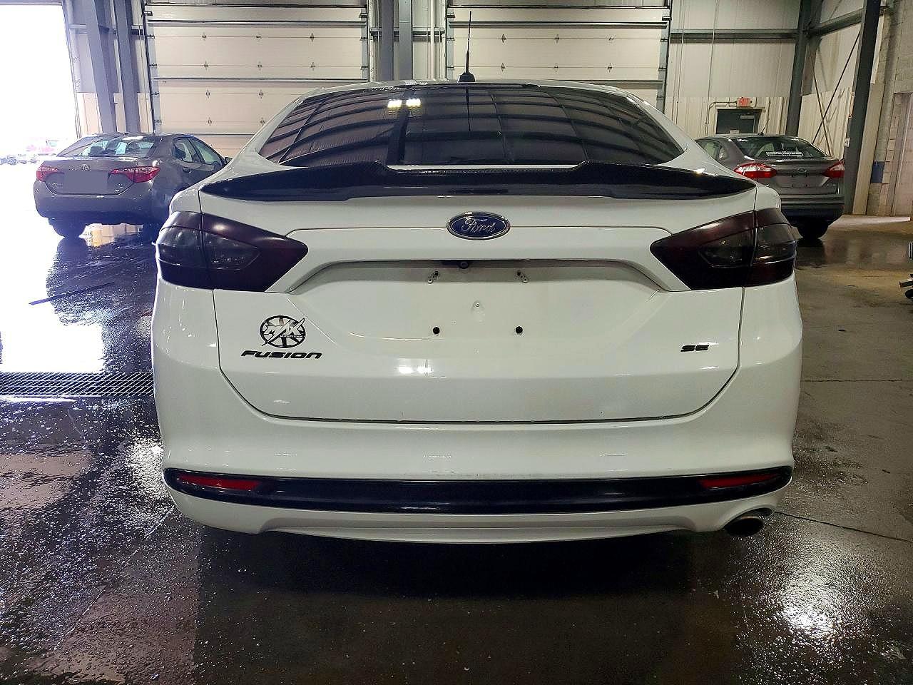 2016 FORD FUSION SE photo 11