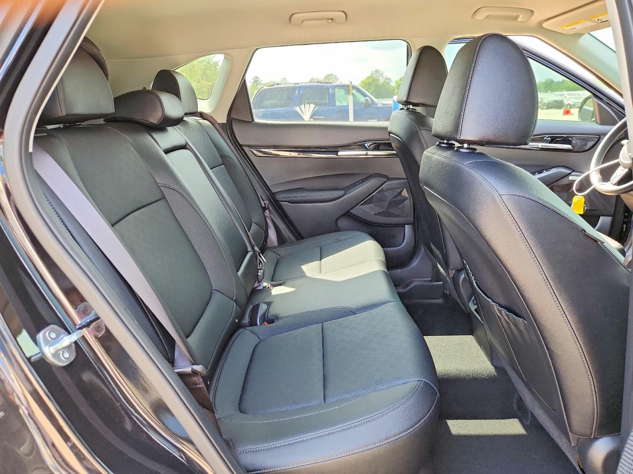 2023 KIA SELTOS SX photo 21