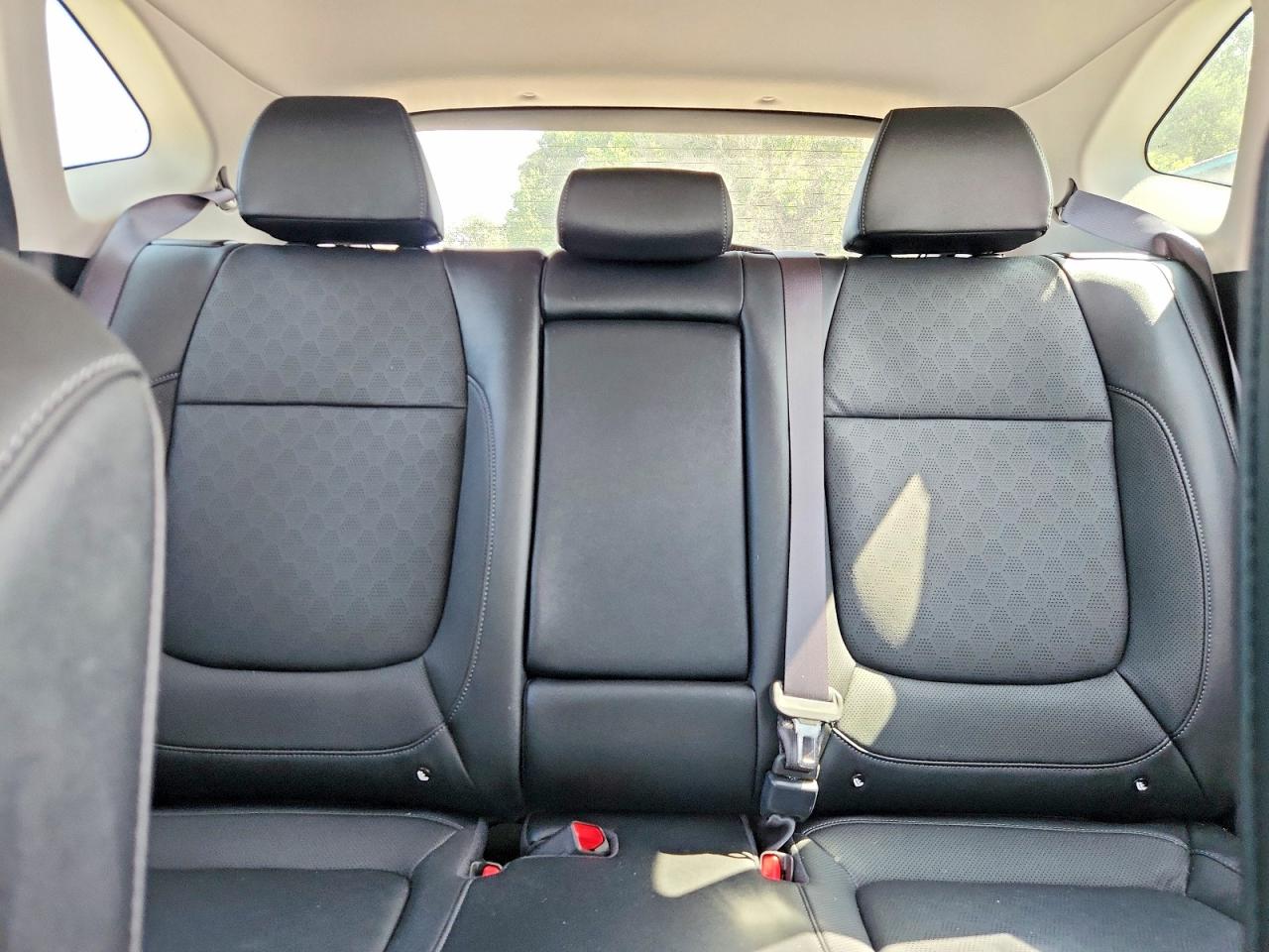 2023 KIA SELTOS SX photo 19
