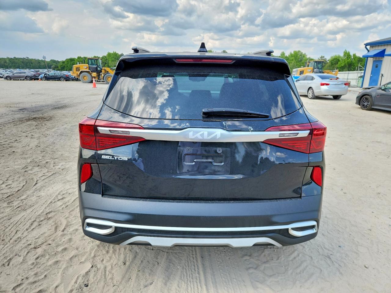 2023 KIA SELTOS SX photo 11