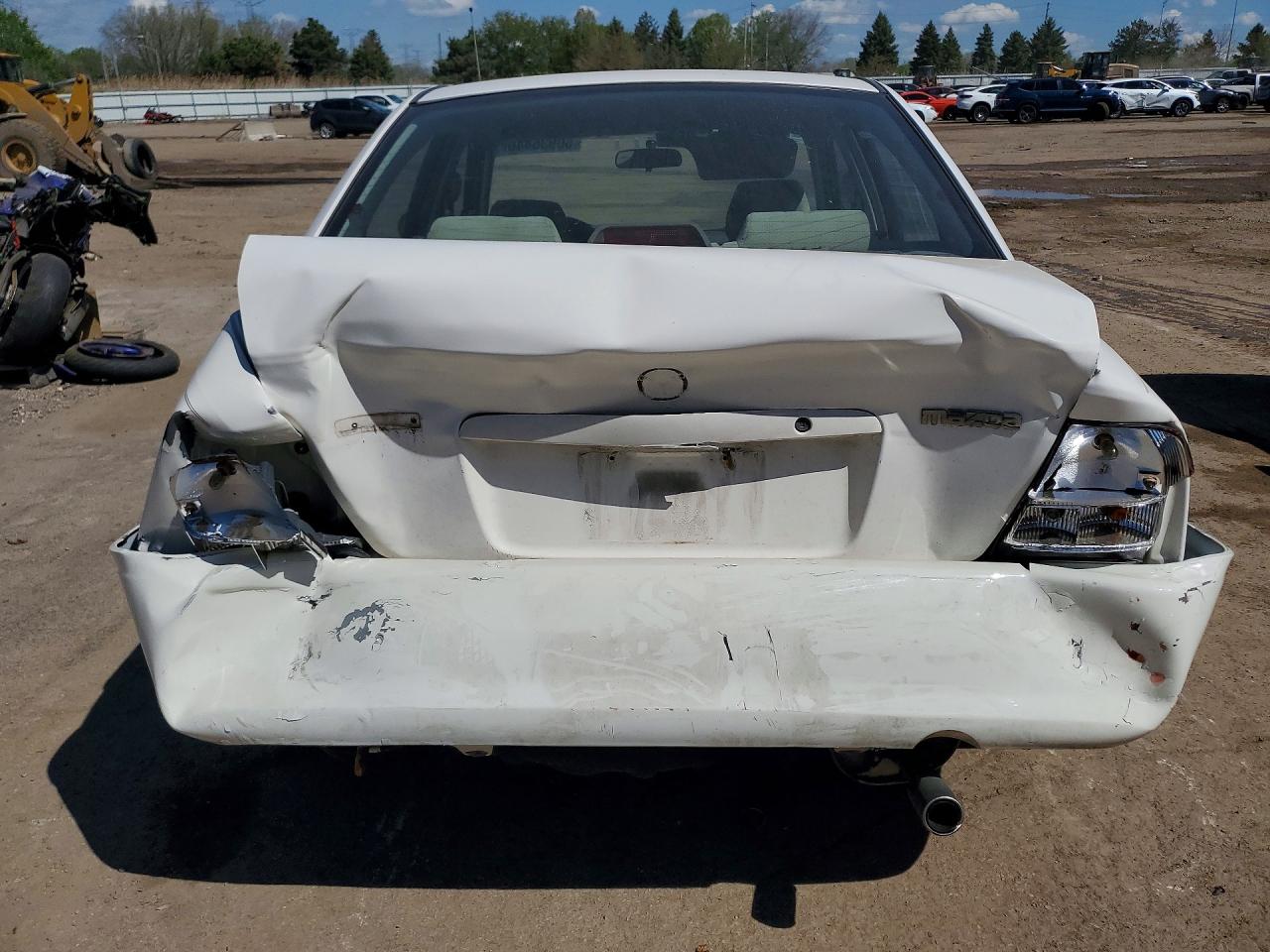 2000 MAZDA PROTEGE DX photo 16