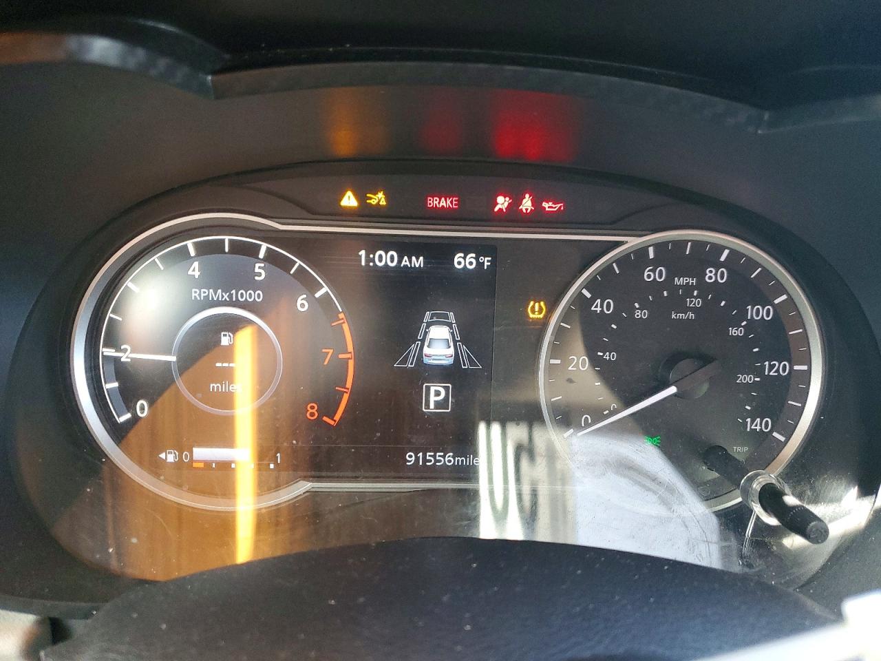 2021 NISSAN VERSA SV photo 9