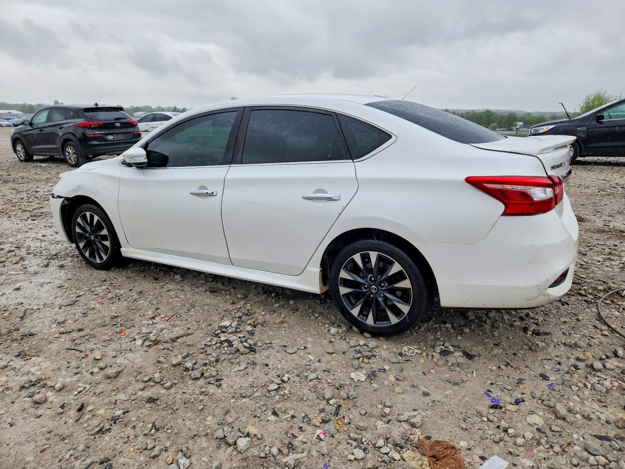 2017 NISSAN SENTRA SR photo 3