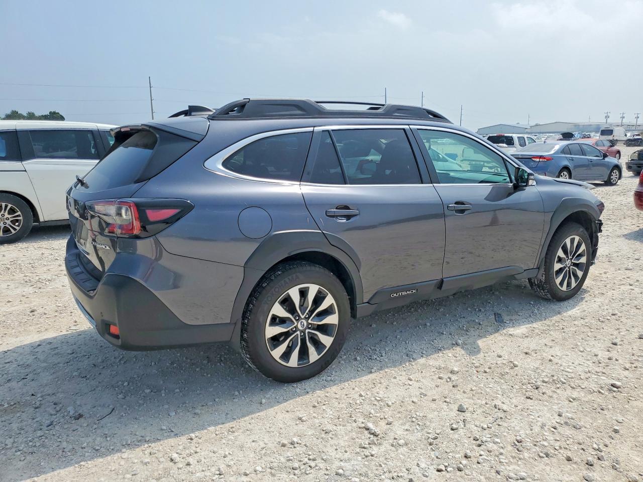 2025 SUBARU OUTBACK LIMITED photo 7