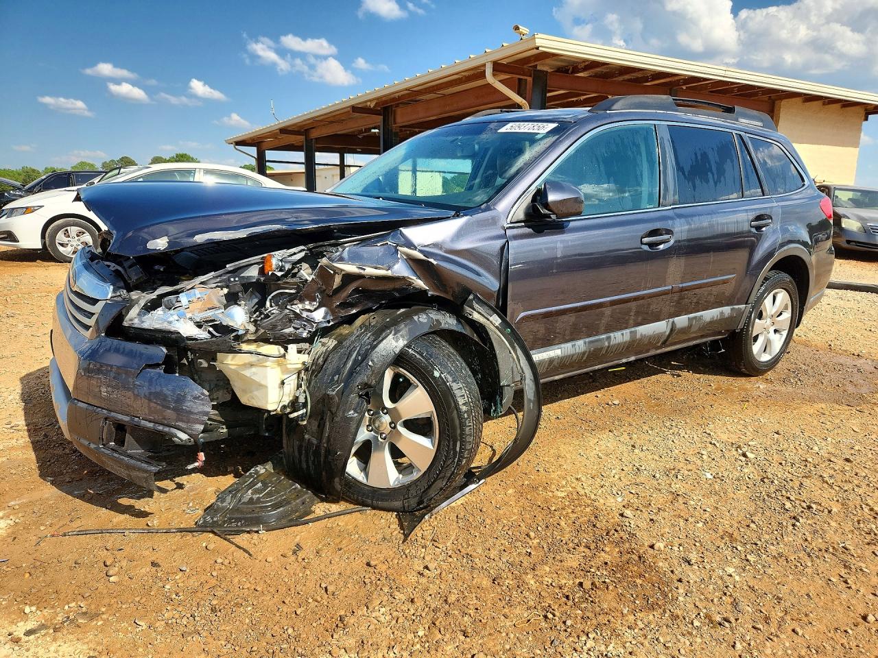 2011 SUBARU OUTBACK