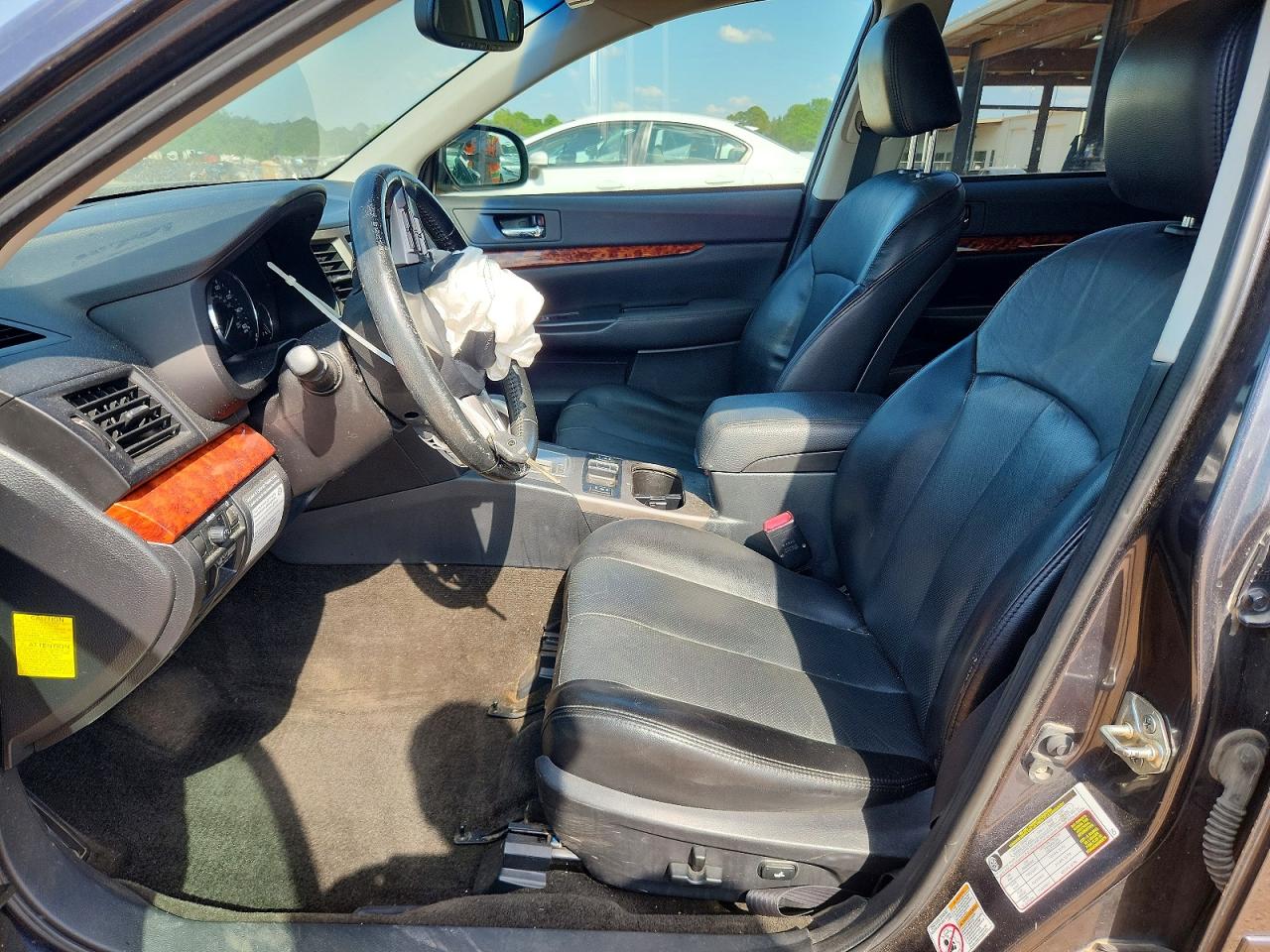 2011 SUBARU OUTBACK 3.6R LIMITED photo 7