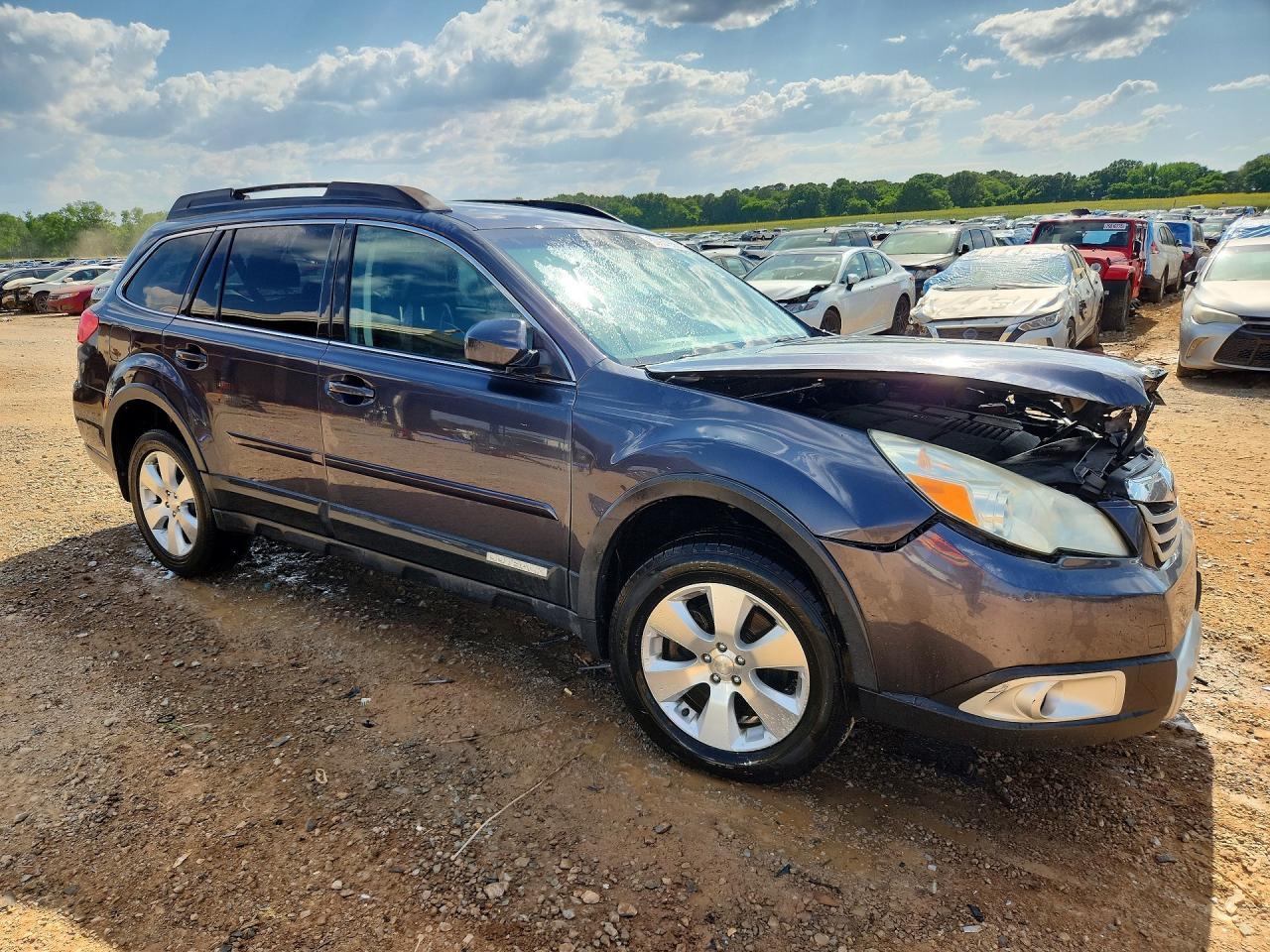 2011 SUBARU OUTBACK 3.6R LIMITED photo 4