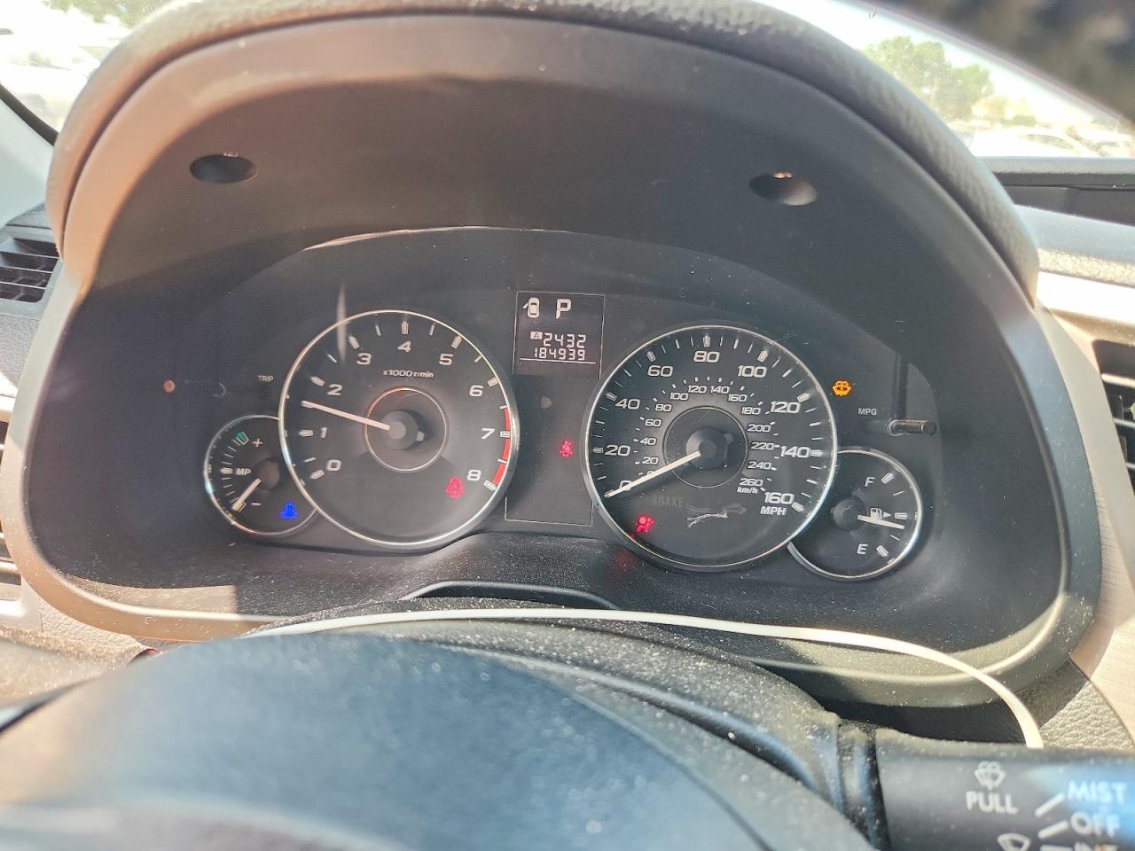 2011 SUBARU OUTBACK 3.6R LIMITED photo 9