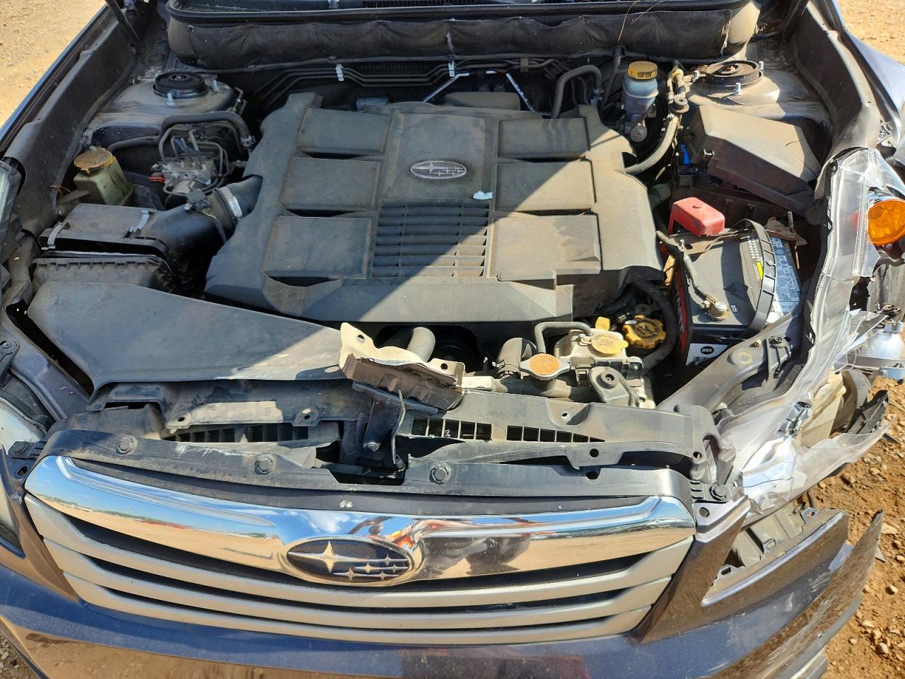 2011 SUBARU OUTBACK 3.6R LIMITED photo 12