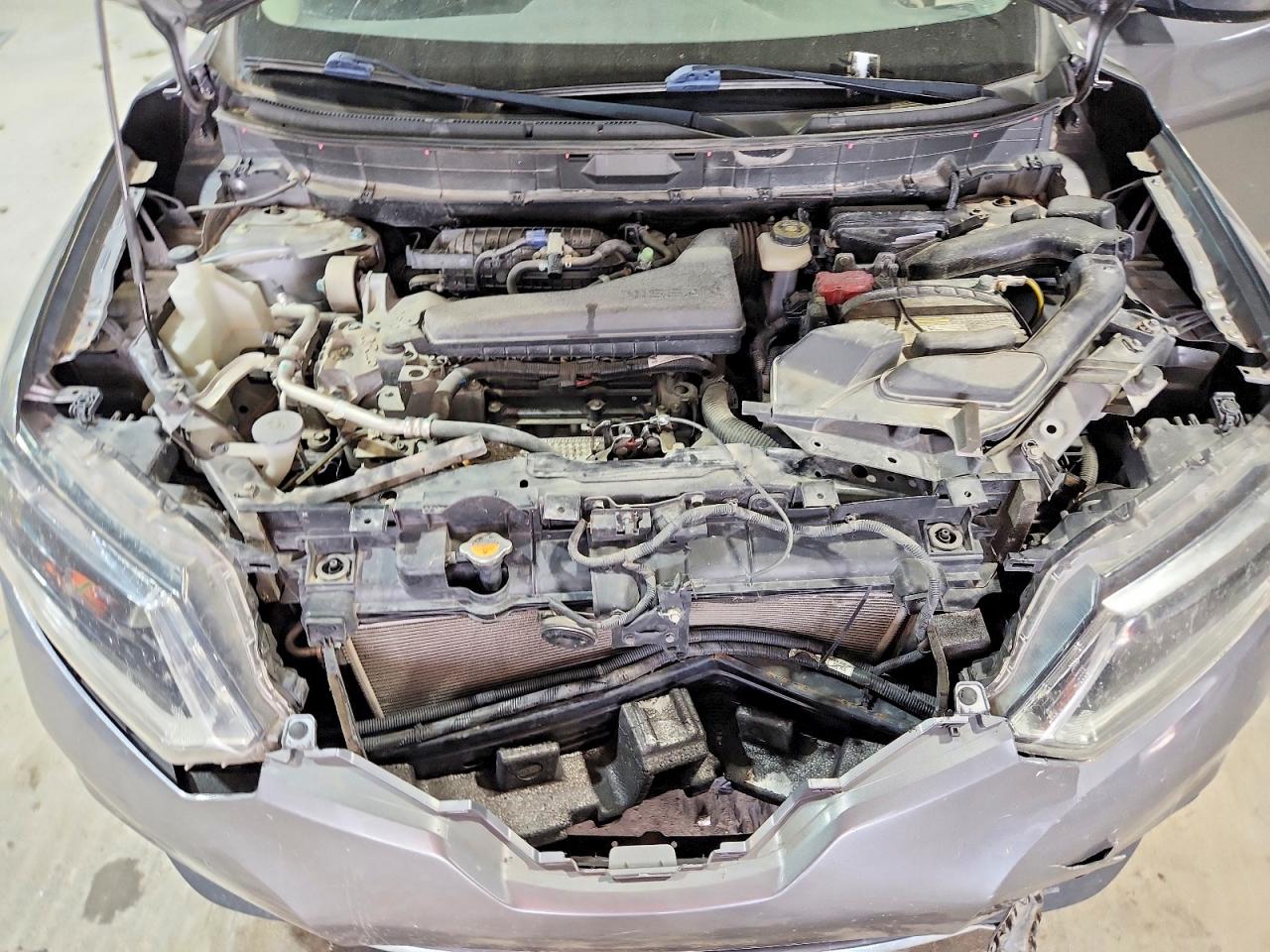 2016 NISSAN ROGUE SV photo 23