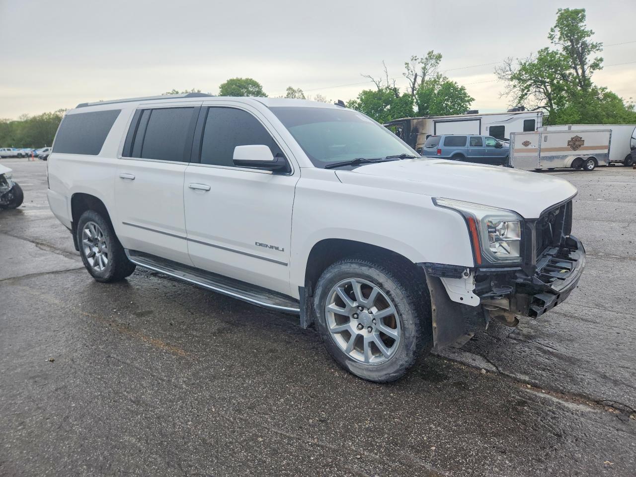2015 GMC YUKON XL DENALI photo 4
