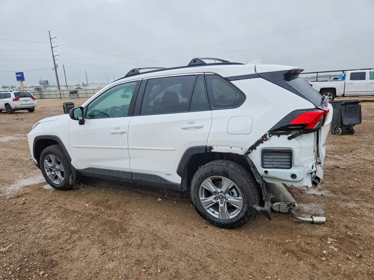 2025 TOYOTA RAV4 LE photo 2