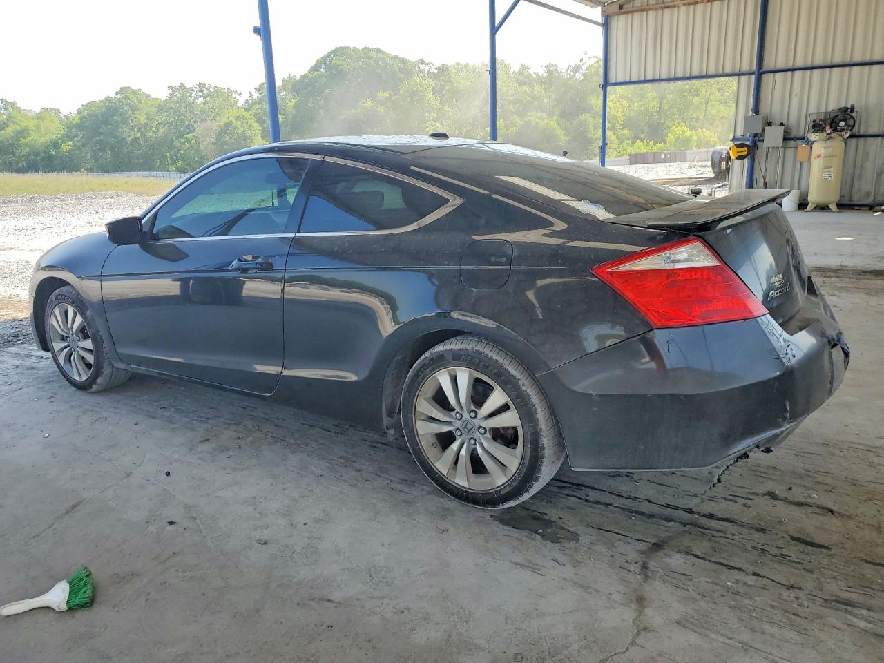 2010 HONDA ACCORD photo 4