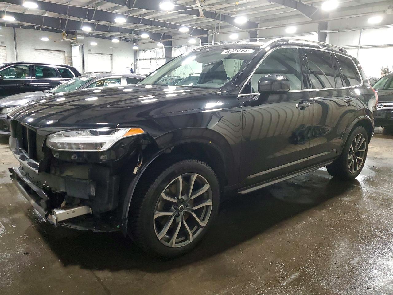 2018 VOLVO XC90
