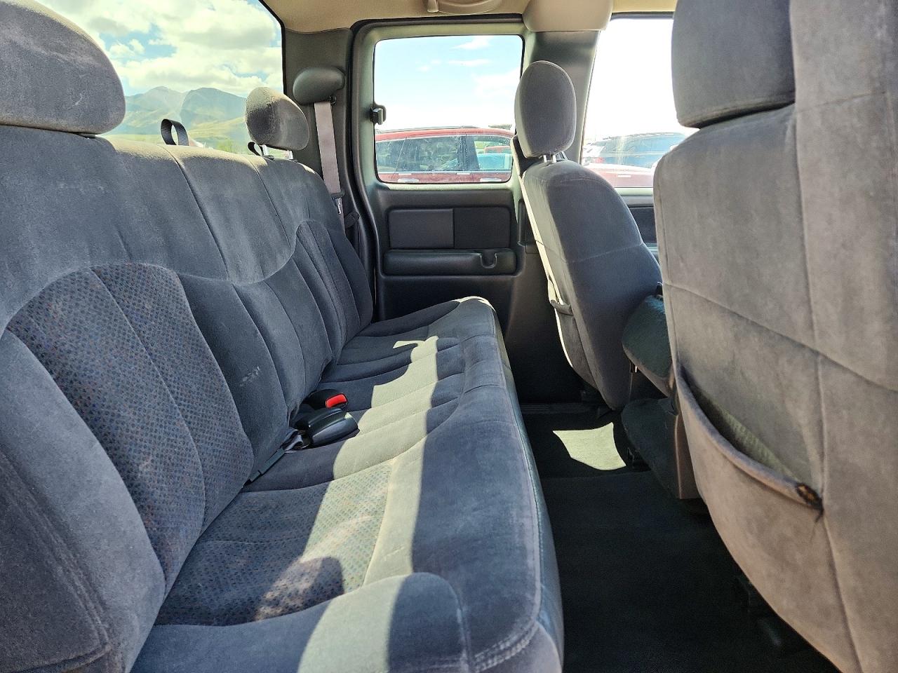 2002 CHEVROLET SILVERADO K1500 photo 19