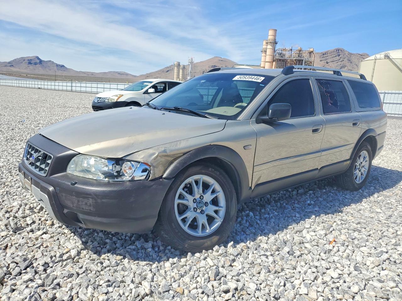 2005 VOLVO XC70