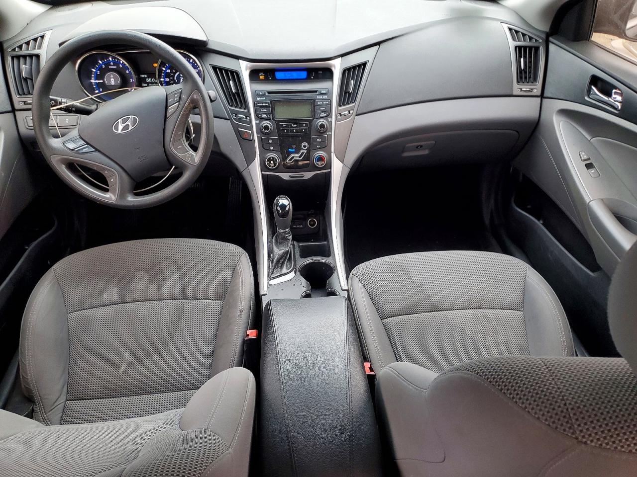 2013 HYUNDAI SONATA GLS photo 15