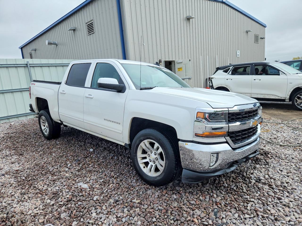 2016 CHEVROLET SILVERADO K1500 LT photo 10