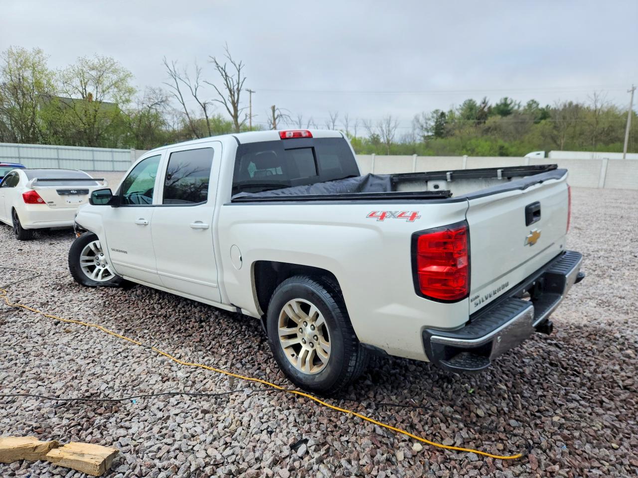 2016 CHEVROLET SILVERADO K1500 LT photo 4