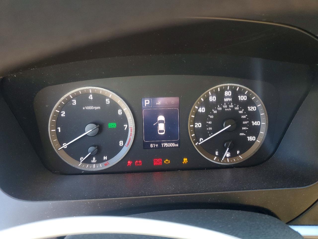 2015 HYUNDAI SONATA SE photo 17