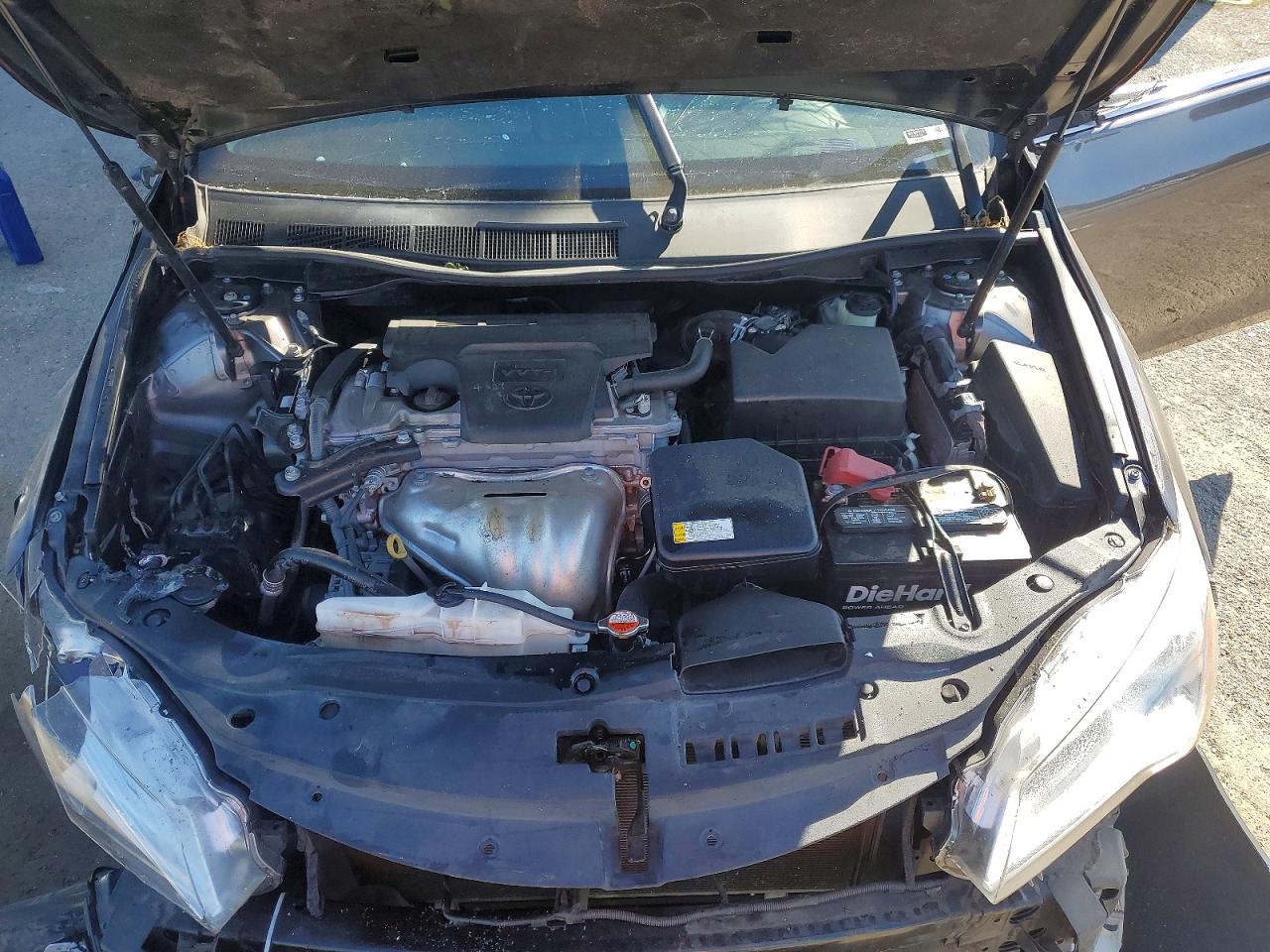 2016 TOYOTA CAMRY SE photo 21