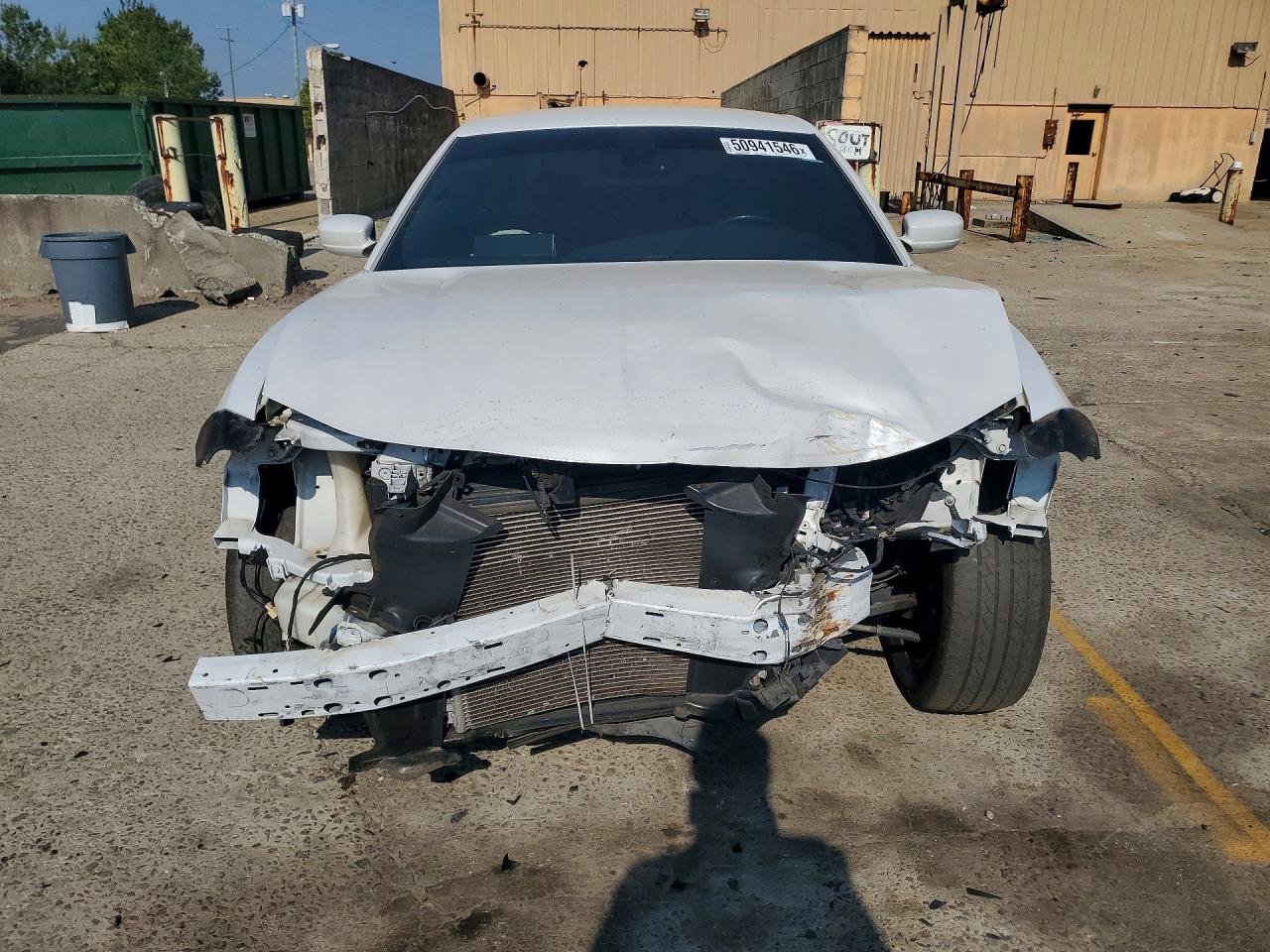 2016 DODGE CHARGER SXT photo 13