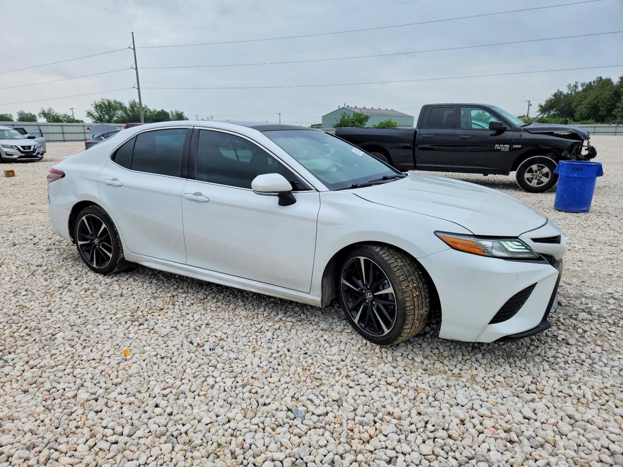 2018 TOYOTA CAMRY XSE V6 photo 7
