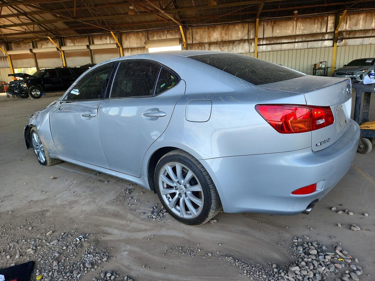 2006 LEXUS IS 250 photo 2