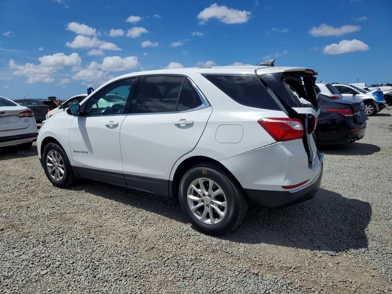 2019 CHEVROLET EQUINOX LT photo 3