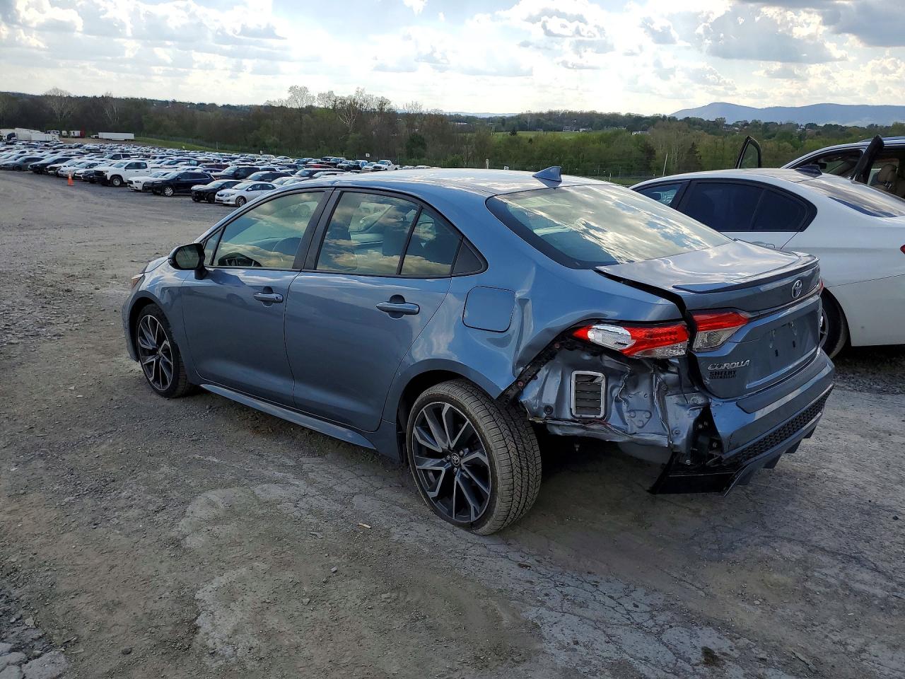 2020 TOYOTA COROLLA SE photo 4