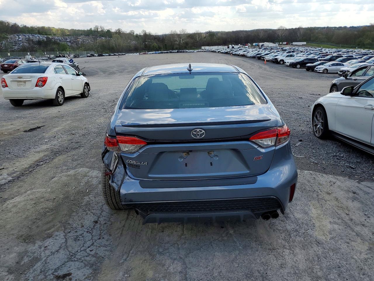 2020 TOYOTA COROLLA SE photo 16
