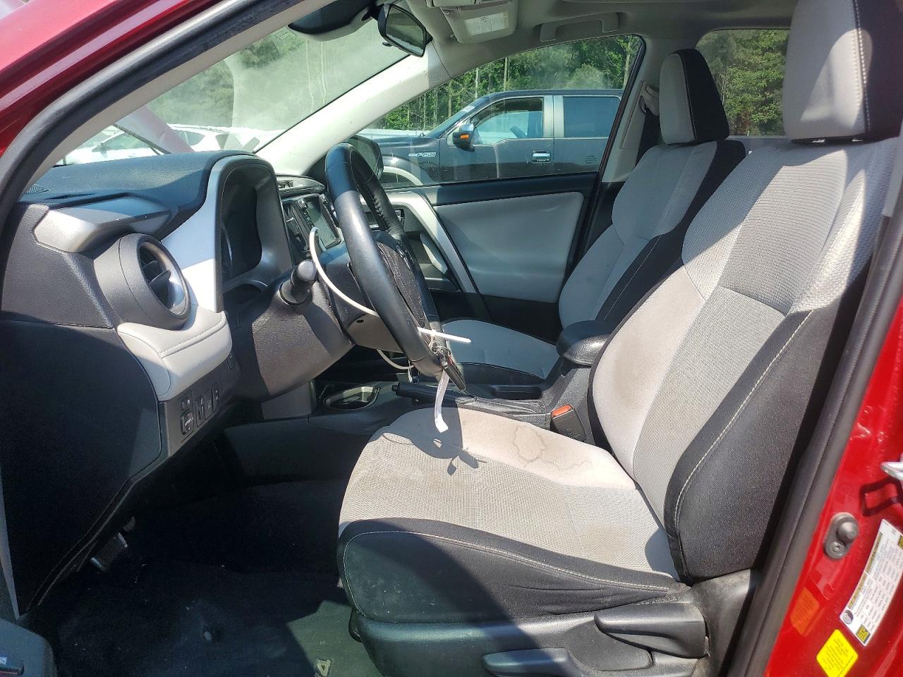 2018 TOYOTA RAV4 XLE photo 13