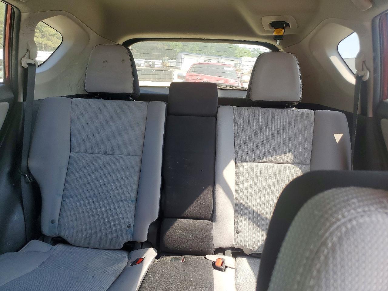 2018 TOYOTA RAV4 XLE photo 19