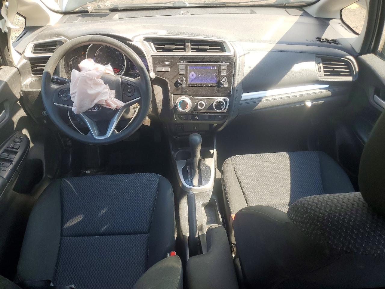 2019 HONDA FIT LX photo 22