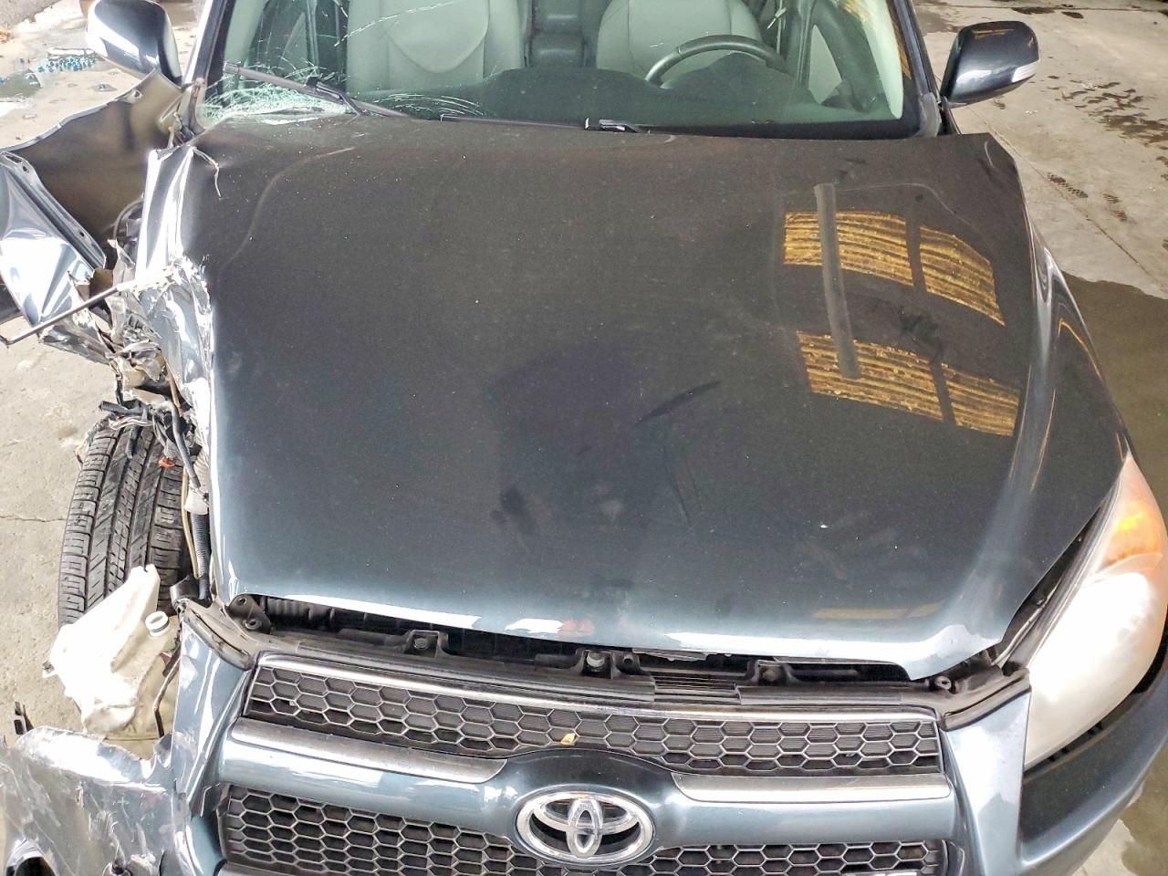 2011 TOYOTA RAV4 LIMITED photo 23