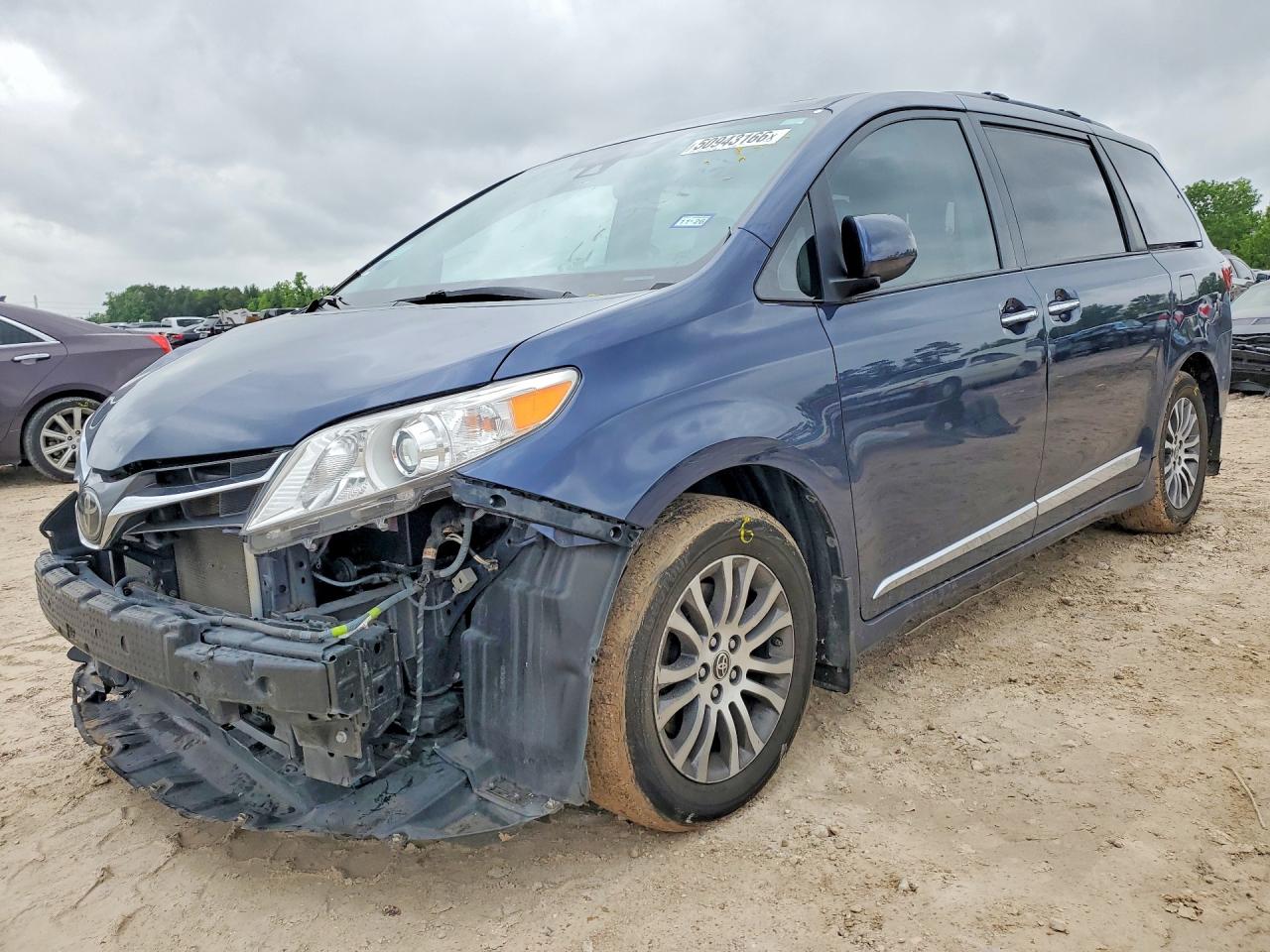 2020 TOYOTA SIENNA