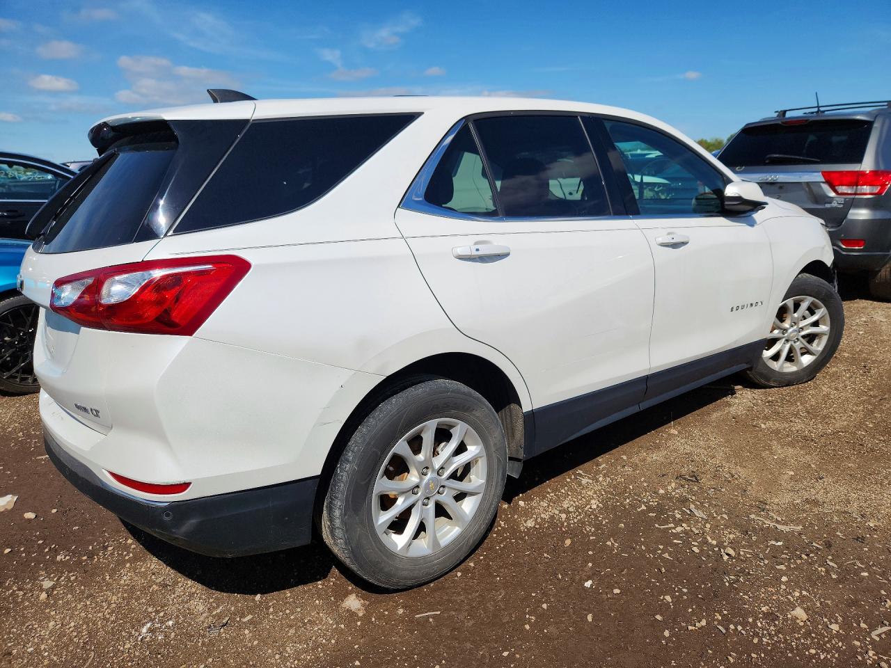 2018 CHEVROLET EQUINOX LT photo 5