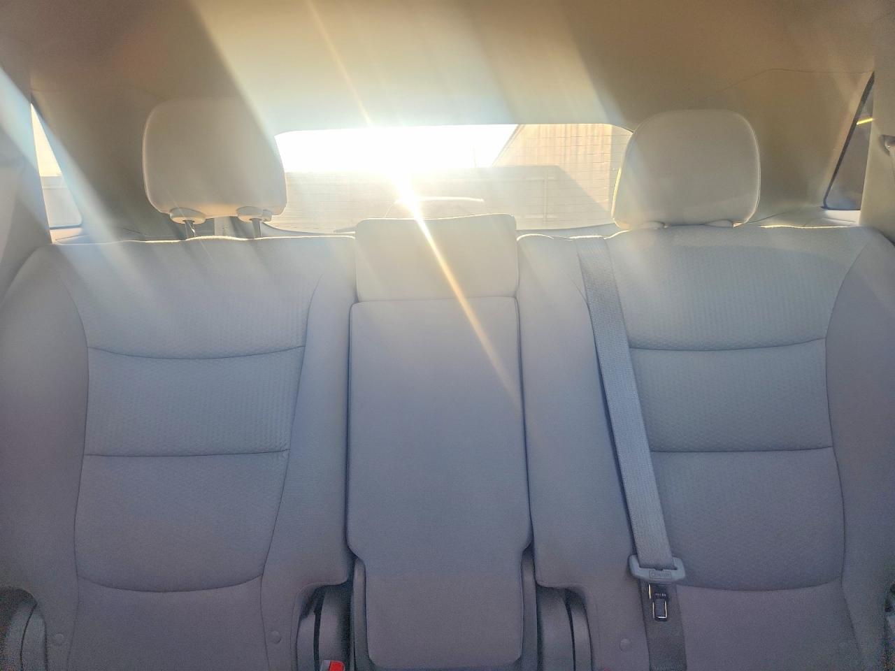 2012 KIA SORENTO LX photo 28