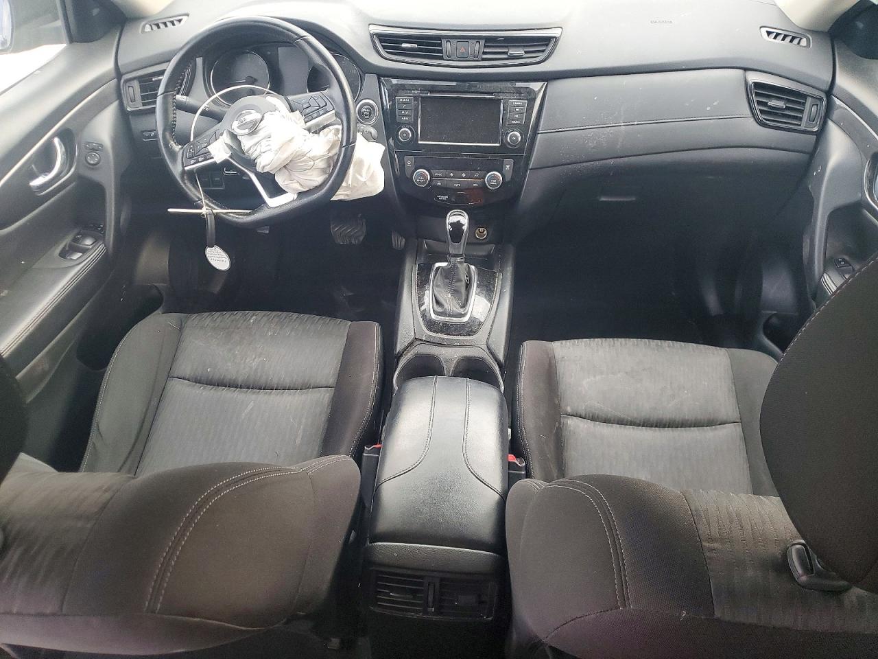 2020 NISSAN ROGUE SV photo 8