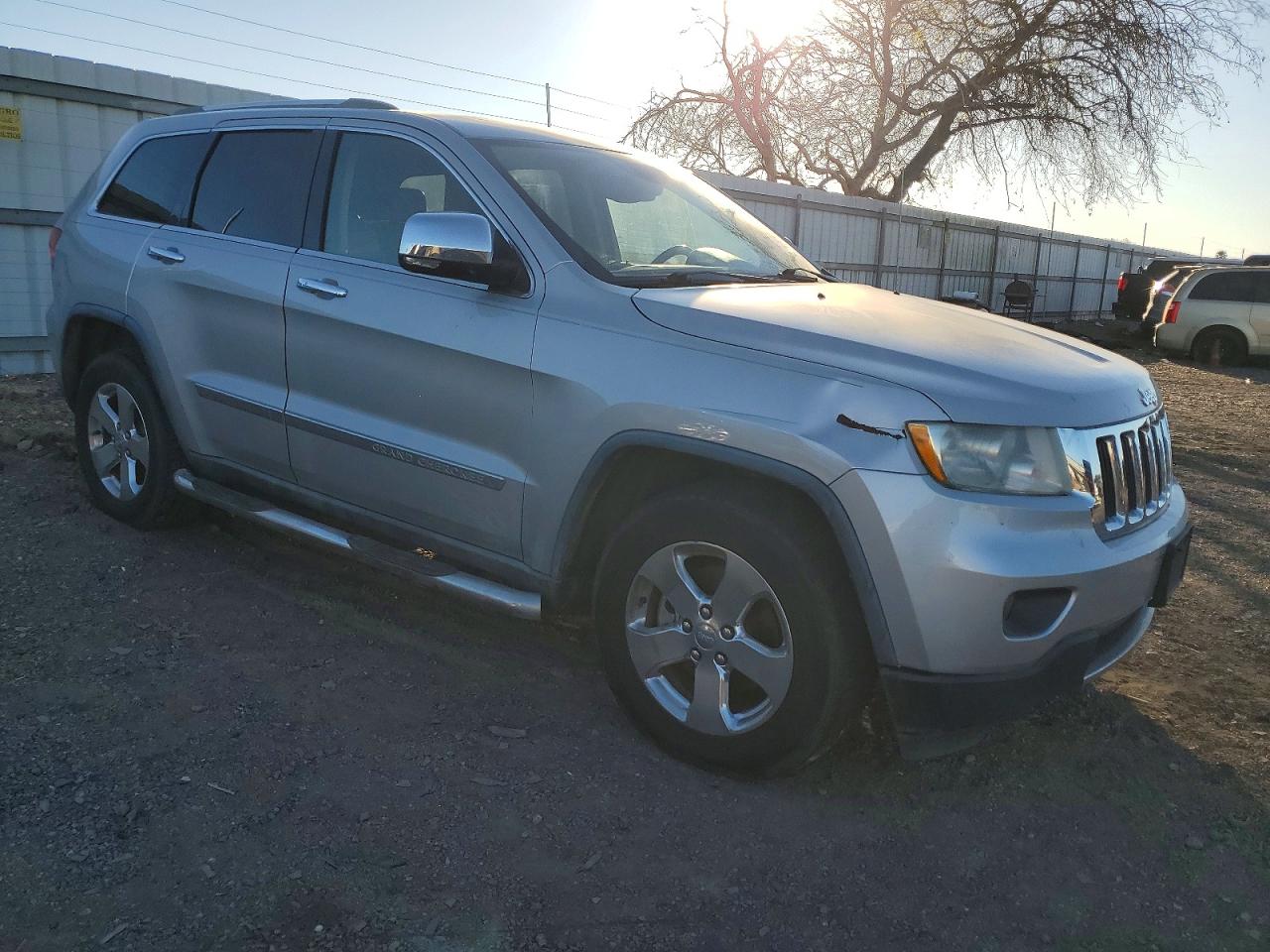 2012 JEEP GRAND CHEROKEE LIMITED photo 19