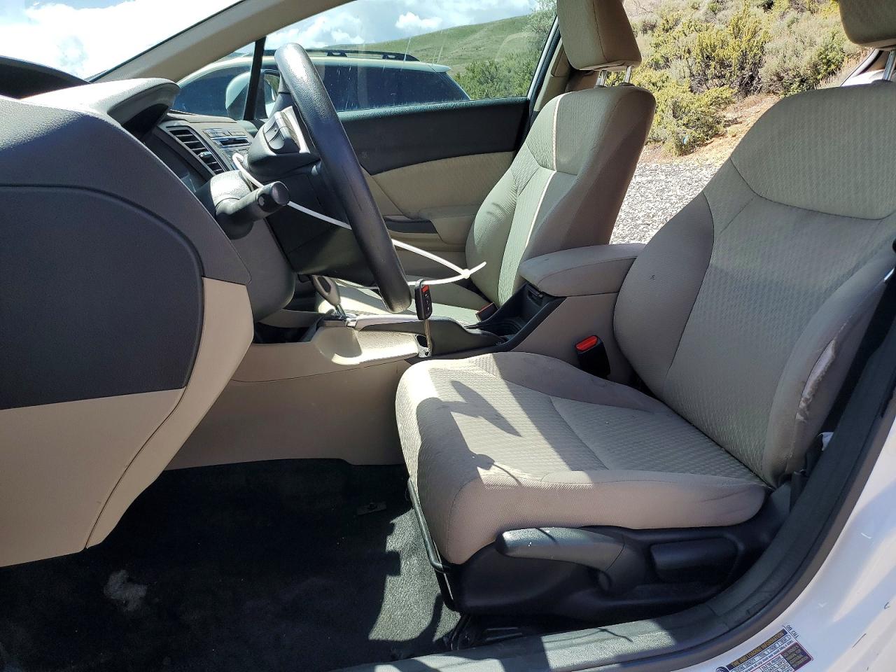 2014 HONDA CIVIC LX photo 13