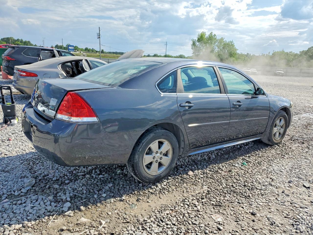 2011 CHEVROLET IMPALA LT photo 5