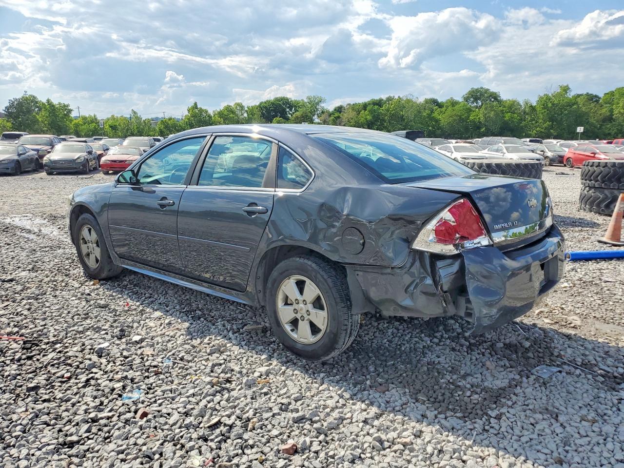2011 CHEVROLET IMPALA LT photo 3