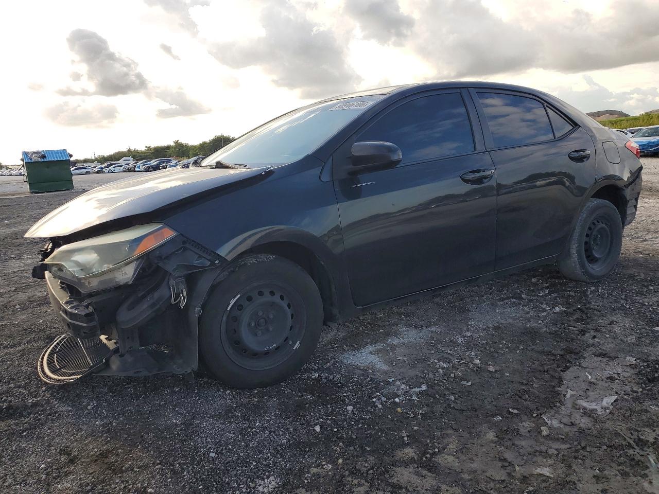 2015 TOYOTA COROLLA