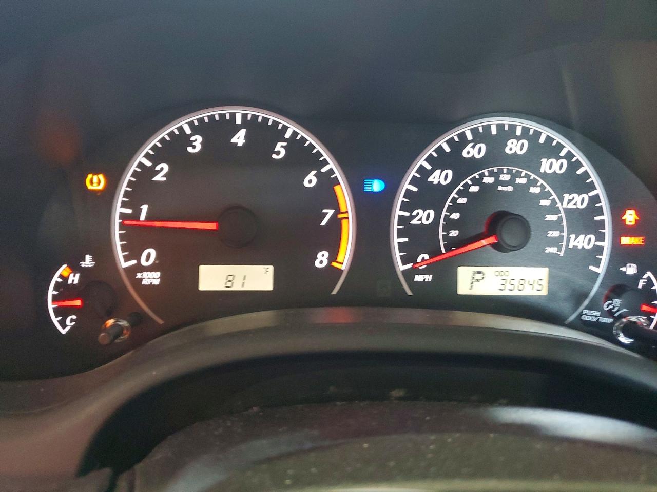 2013 TOYOTA COROLLA LE photo 17
