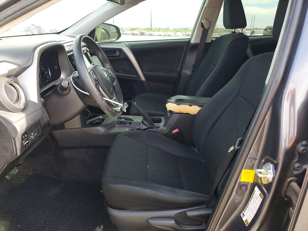 2018 TOYOTA RAV4 LE photo 13