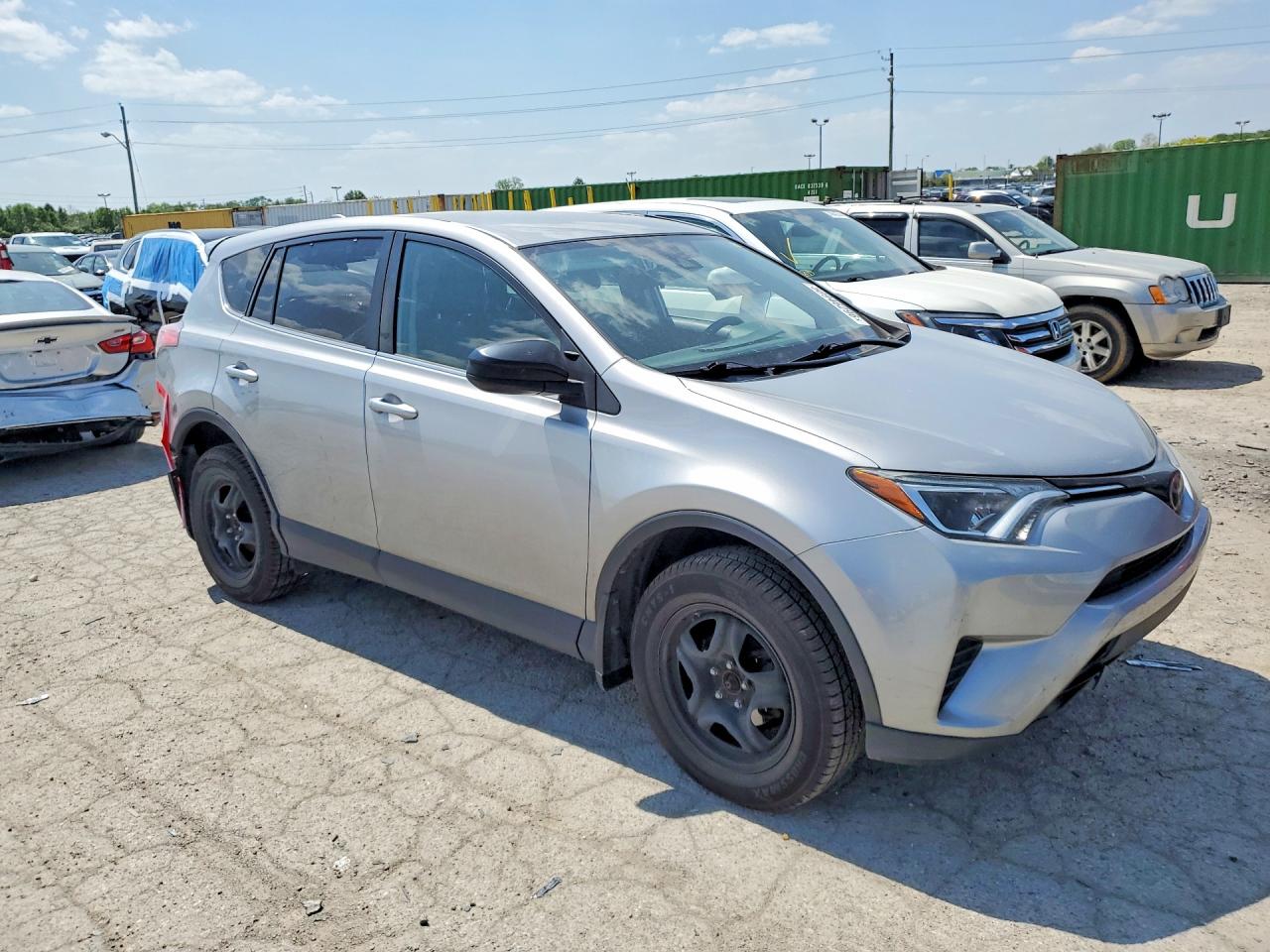 2018 TOYOTA RAV4 LE photo 7