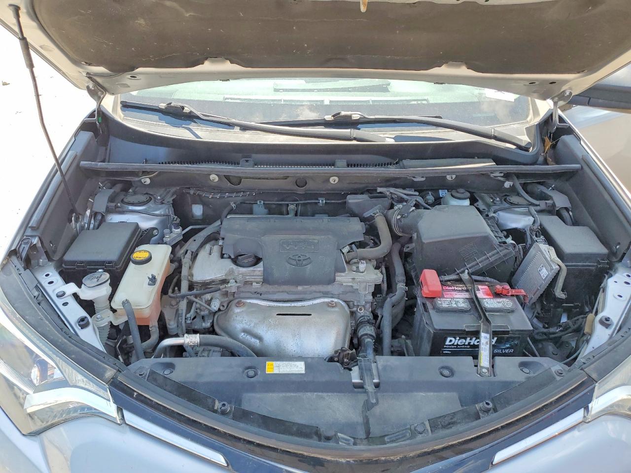 2018 TOYOTA RAV4 LE photo 21