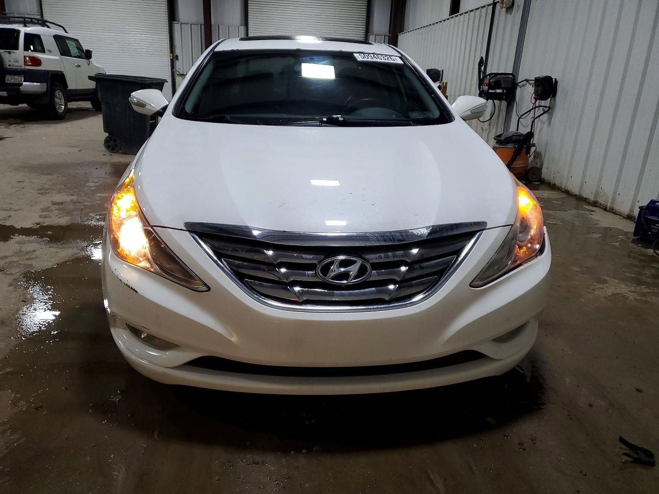 2011 HYUNDAI SONATA LIMITED 2.0T photo 9