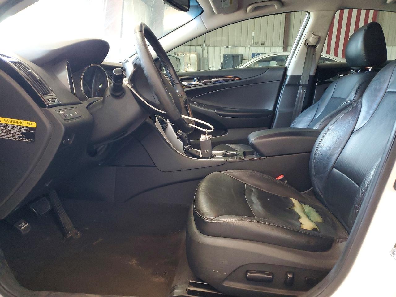 2011 HYUNDAI SONATA LIMITED 2.0T photo 13